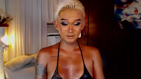 AdriannaFowks online show from July 17, 8:36 am