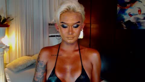 AdriannaFowks online show from July 21, 7:33 am