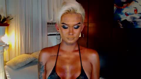 AdriannaFowks online show from July 21, 8:38 am
