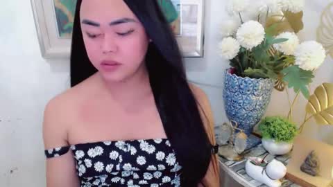 Trina online show from June 3, 8:29 am