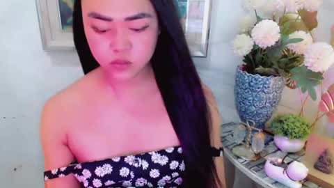 Trina online show from June 5, 10:53 am