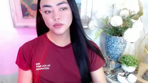Trina online show from June 9, 9:04 am