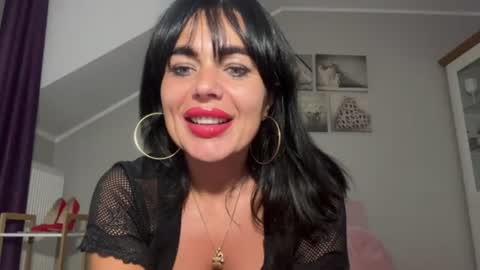 Jenny online show from August 2, 8:10 am