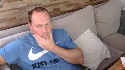 lustonfan online show from June 13, 8:28 pm