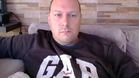 lustonfan online show from June 19, 11:54 am