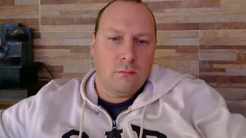 lustonfan online show from June 30, 12:39 pm