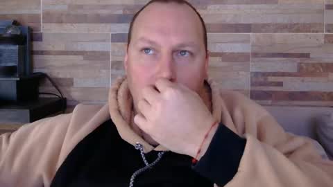 lustonfan online show from July 3, 1:35 pm