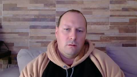 lustonfan online show from August 10, 12:17 pm