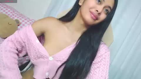 KEISHA  -  DONT FORGET TO FOLLOW ME AND GIVE ME THUMBS UP online show from August 3, 2:29 am