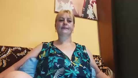 lusylure online show from August 8, 3:56 pm