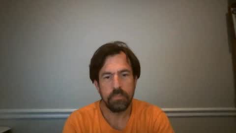 Luv2likslit online show from August 5, 8:34 am