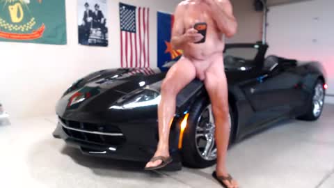 luv_missle online show from August 8, 1:33 pm