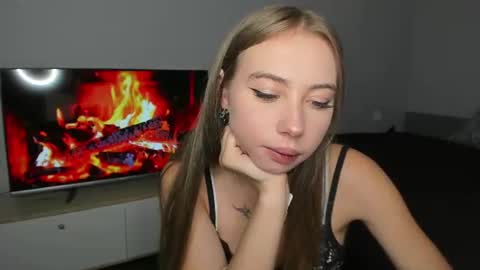 Vika online show from August 6, 1:48 am