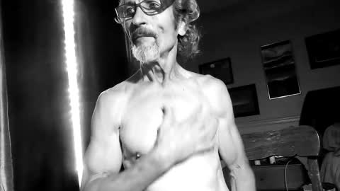 Peter Jacksone online show from May 18, 9:15 pm