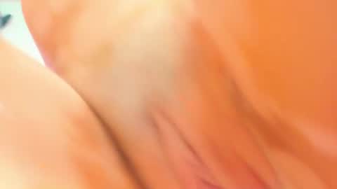 Luvienne Belle online show from August 8, 5:29 am