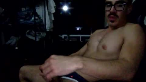luvrboy77 online show from June 10, 1:40 pm
