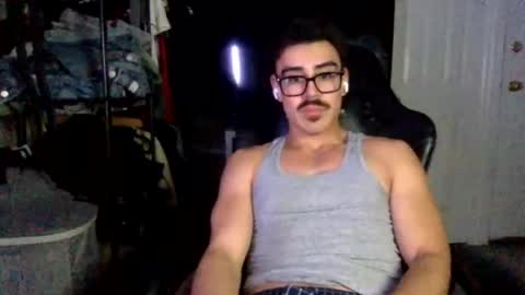 luvrboy77 online show from June 22, 5:30 am