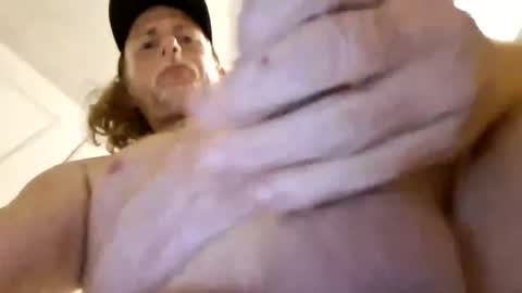luvuwatching69 online show from August 4, 4:04 pm
