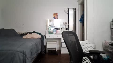 Luxbby69 online show from August 13, 1:08 am