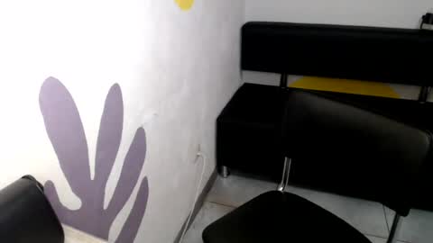 Donna online show from August 13, 1:25 pm