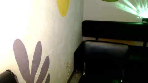 Donna online show from August 14, 1:09 am
