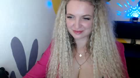 Donna online show from August 14, 9:02 am