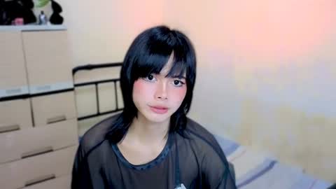 luxe_brat online show from August 2, 5:31 pm