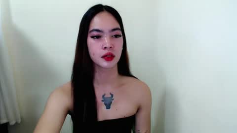luxenixie online show from August 13, 3:20 am