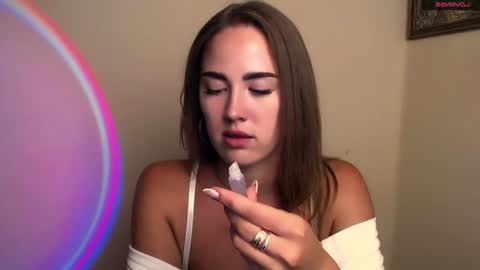 Katie online show from August 15, 1:59 pm