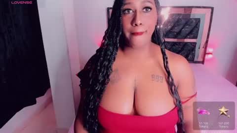 luxnyx online show from August 12, 7:22 am