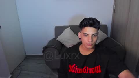 luxrx online show from August 3, 11:34 pm