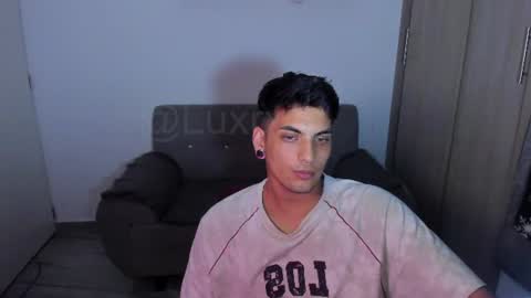 luxrx online show from August 14, 11:08 pm