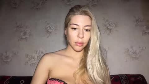 LuxSonyaStar online show from September 1, 1:12 pm