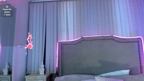 lya_brown online show from August 6, 11:53 am
