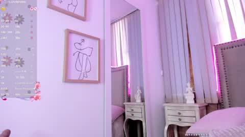 lya_brown online show from August 6, 4:17 pm