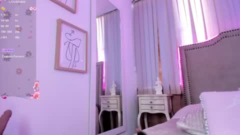 lya_brown online show from August 6, 6:29 pm
