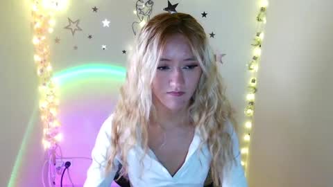 lya_ch online show from July 2, 1:06 am