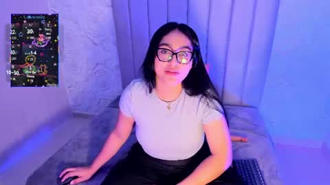 LYA DUBOIS  online show from August 7, 10:21 pm