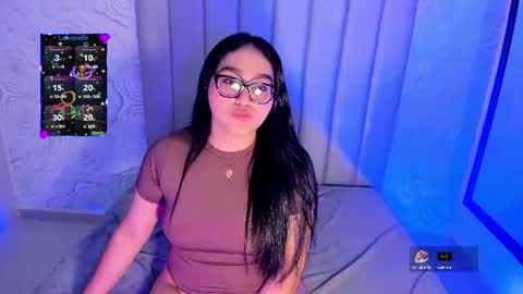 LYA DUBOIS  online show from August 13, 9:18 pm