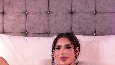 LYA online show from August 14, 10:02 pm