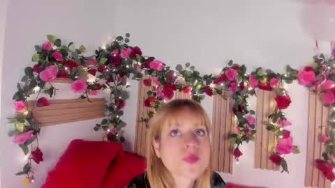 LYA online show from August 14, 1:37 pm