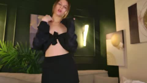 lychee__chan online show from August 13, 9:07 pm