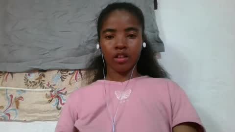 lydie856696 online show from August 11, 4:09 pm