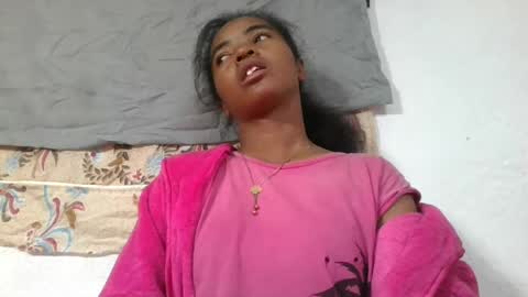 lydie856696 online show from August 14, 4:05 am