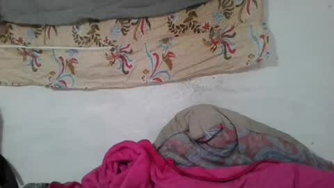 lydie856696 online show from August 14, 10:30 am