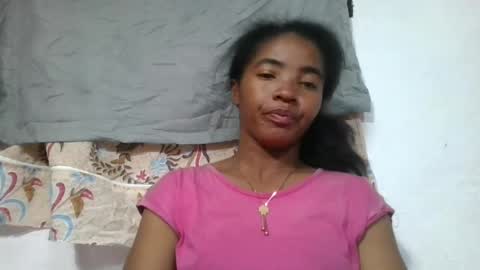 lydie856696 online show from August 14, 4:32 pm
