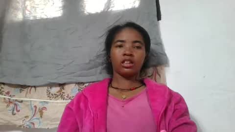 lydie856696 online show from August 15, 5:00 am