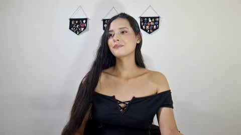 lyla online show from July 11, 5:02 am