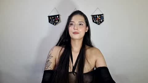 lyla online show from August 7, 5:07 am