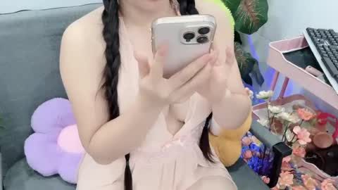 lyly_sweet97 online show from August 12, 3:09 am
